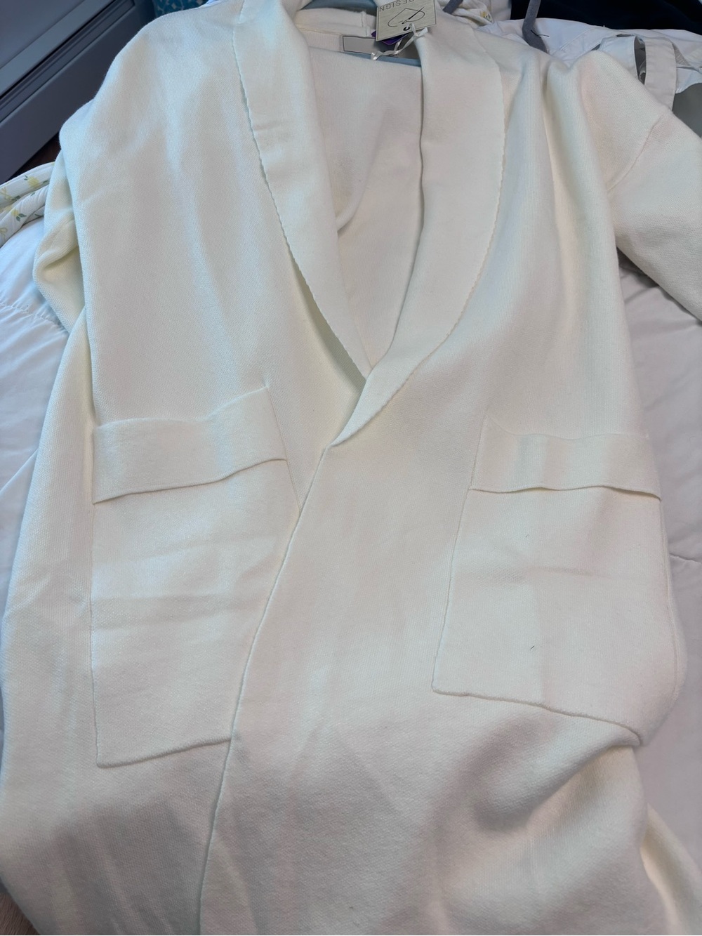Women’s Open-Front Cream Cardigan with Pockets - Picture 16 of 16